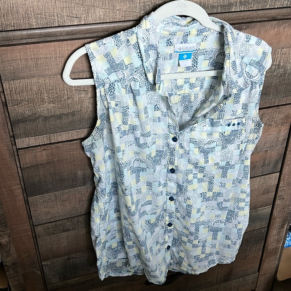 Columbia PFG Patterned Sleeveless Top, Size L